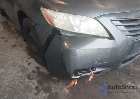 2008 Toyota Camry Le z USA, uszkodzony, nr VIN 4T1BE46K28U195738